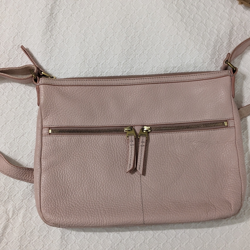 FOSSIL Shoulder/Crossbody. Pink. Leather. Excellent Condition